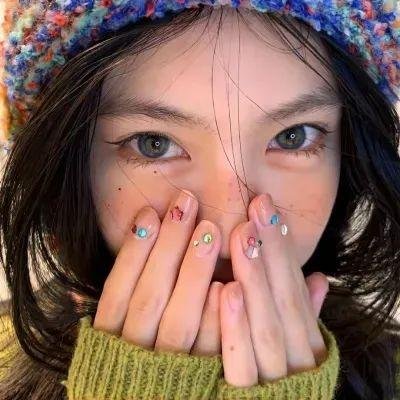 西班牙女王海报